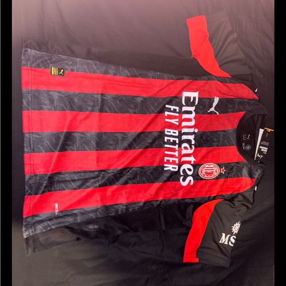 Puma Red and Black Men's Jersey - Picture 1 of 2